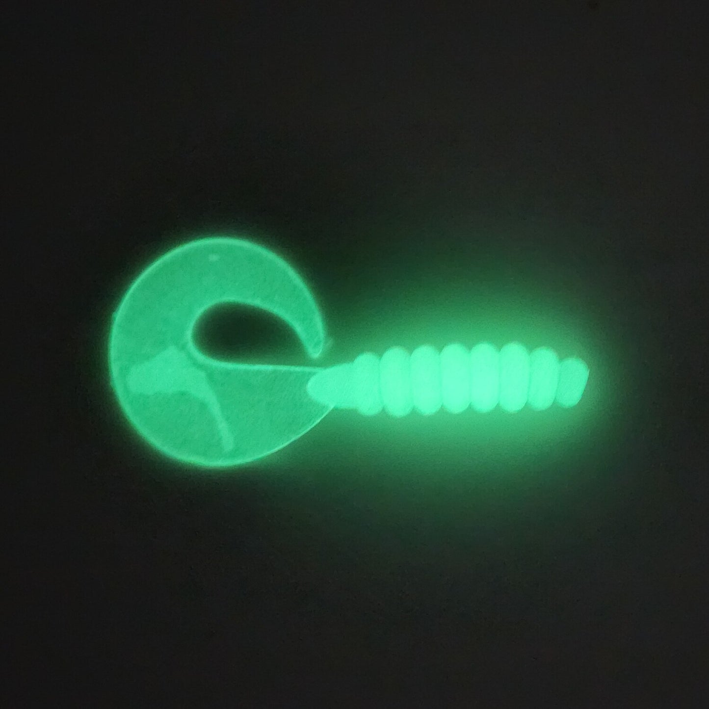 6 Inch Grub Tail SUPER GLOW "Alewife Imitation"