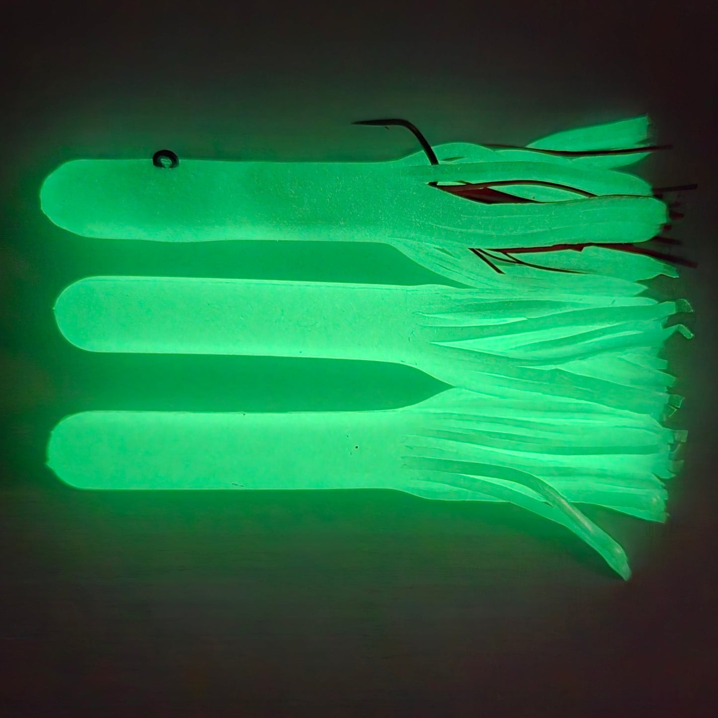 Pre-Rigged Red Skirt 6 Inch Pearl White Super Glow Tube